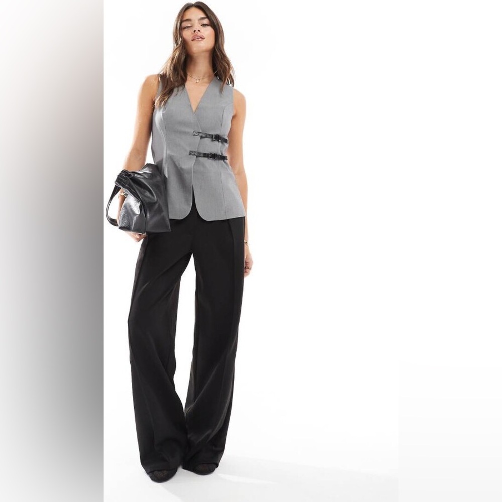 Gray Sleeveless Vest with Buckle Detail
